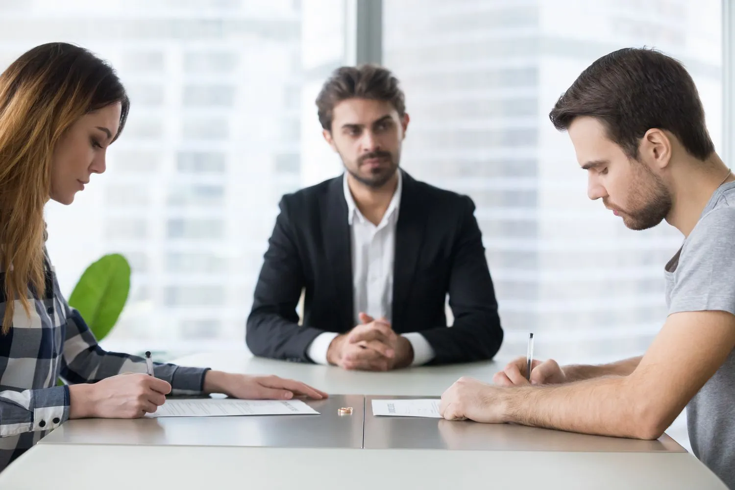 How EH Mediation Guides Couples Toward Fair and Balanced Outcomes Calne